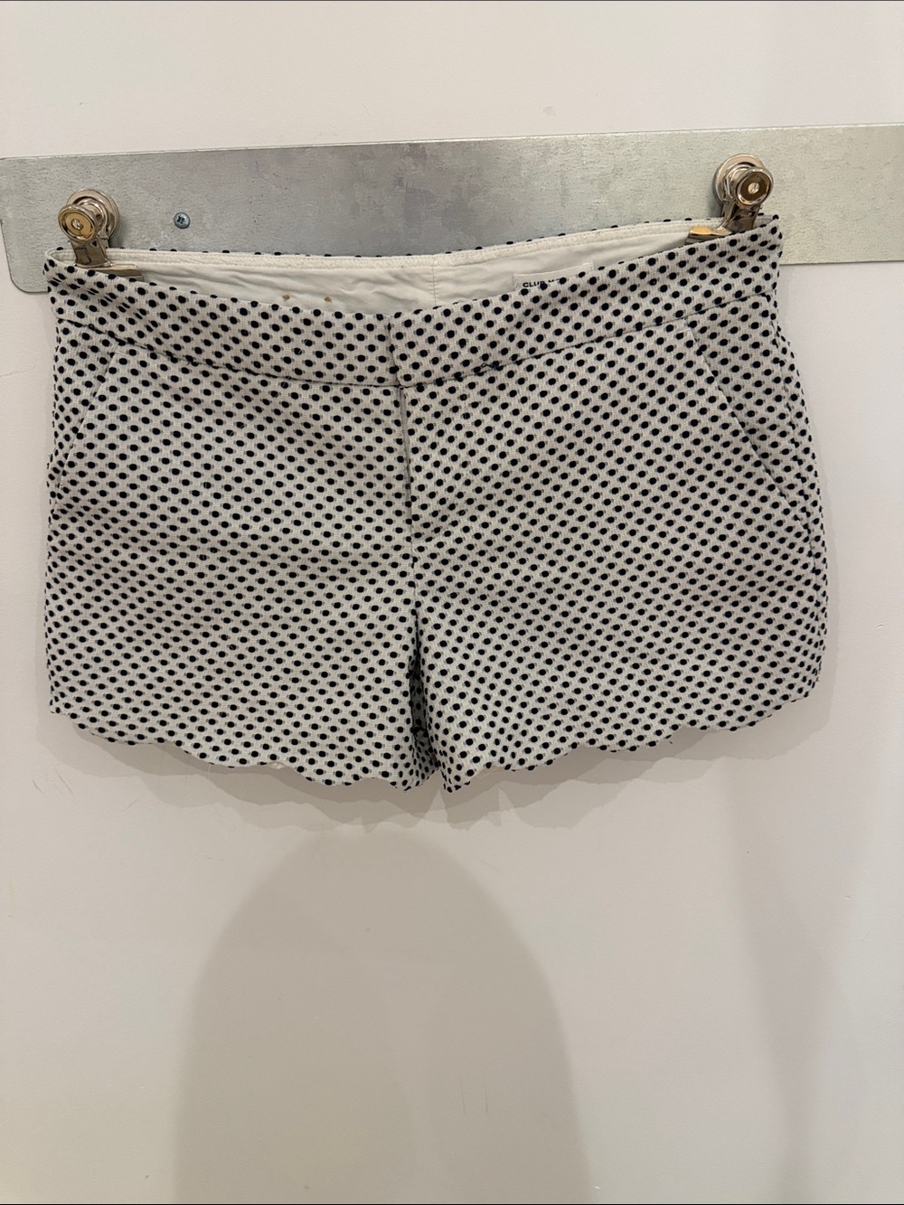 Club Monaco Polka Dot Scalloped Hem Shorts -LowRise -White/Navy -Women’s size 4